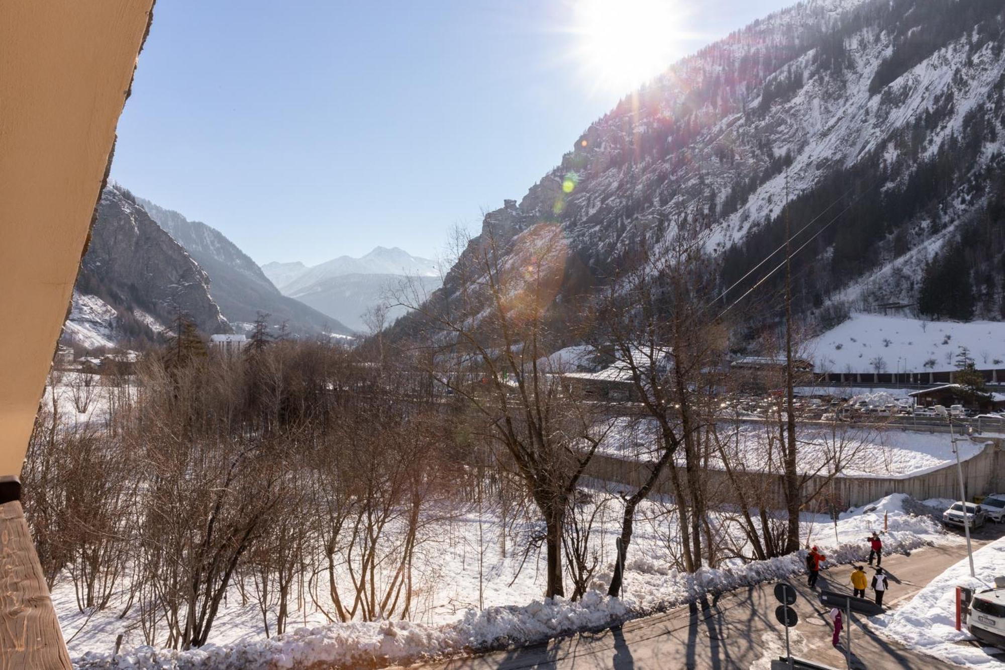 Shatush 3* Courmayeur