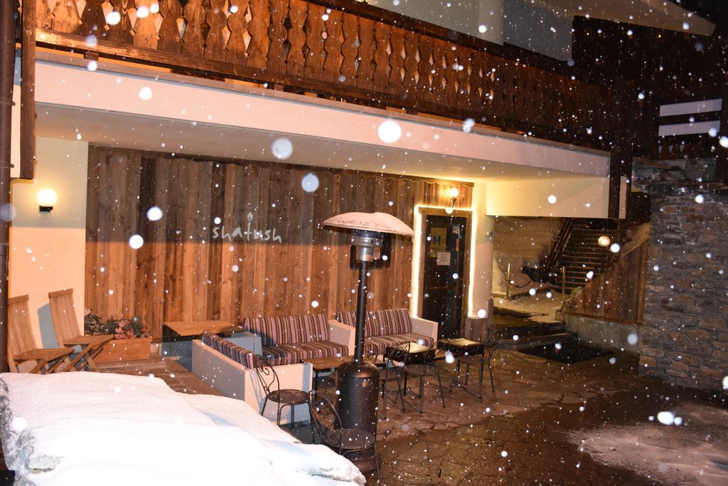 Shatush Hotel