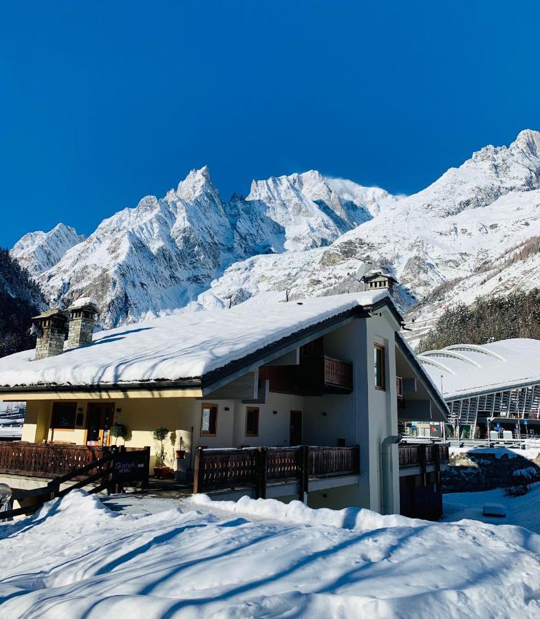 Shatush Hotel